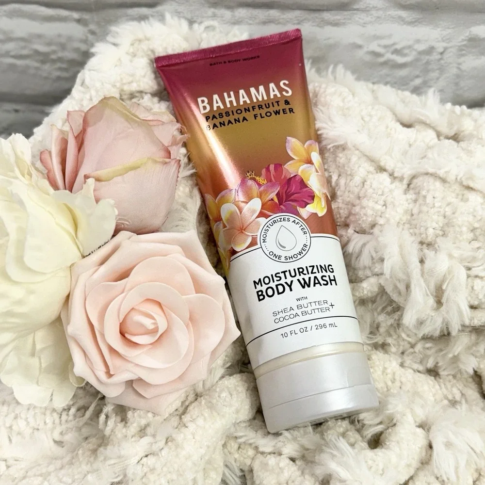 Bath & Body Works BAHAMAS Passionfruit & Banana Flower Body Wash 10oz NEW